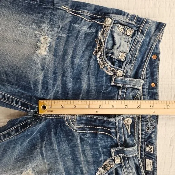 Miss Me Signature Boot Cut Rhinestone Jeans Women's 29 (29x32) EUC Bling Cross - Picture 7 of 16